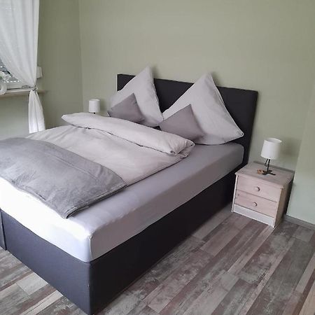 Ferienwohnung Pickel Kottenheim Екстер'єр фото